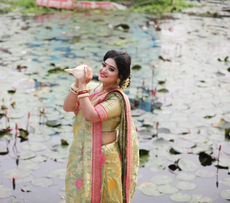 মডেল: বিথী, শাড়ি: কুইন্স ক্লোজেট, মেকআপ: বিন্দিয়া এক্সক্লুসিভ কেয়ার