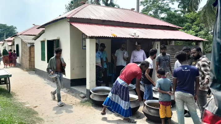 শরীয়তপুরের গোসাইরহাটে বাল্যবিবাহের অনুষ্ঠান থেকে খাবার জব্দ করেন  ভ্রাম্যমাণ আদালত