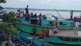 ব্রাহ্মণবাড়িয়ায় নৌকাডুবি: মৃত্যু বেড়ে ২৩ 