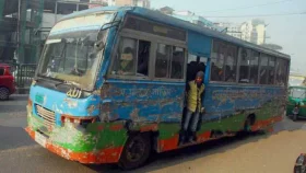 জুন থেকে ঢাকায় কোনো রংচটা লক্কড়-ঝক্কড় বাস থাকবে না: বিআরটিএ