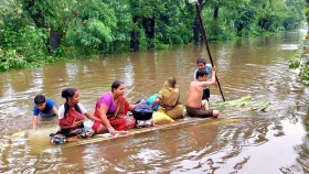 দেশের ১১ জেলা বন্যাকবলিত, মৃত্যু ১৩ জনের