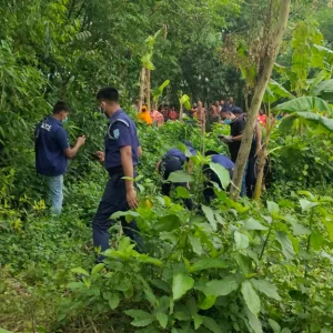 মাথার খুলি নিয়ে টানাটানি করছিল কুকুর, পাশেই নিখোঁজ শিশুর জামা