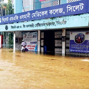 সিলেটে হাসপাতালসহ নগরজুরে বন্যার পানি 