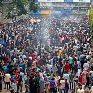 চট্টগ্রামে আওয়ামী লীগকে হটিয়ে ফের নিউমার্কেট দখলে নিল ছাত্র-জনতা