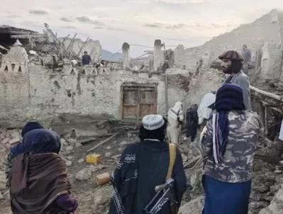যুদ্ধ বিধ্বস্ত আফগানিস্তানে ভূমিকম্পের আঘাত মানুষের ভোগান্তি বহু গুনে বাড়িয়ে দেয়। ফাইল ছবি